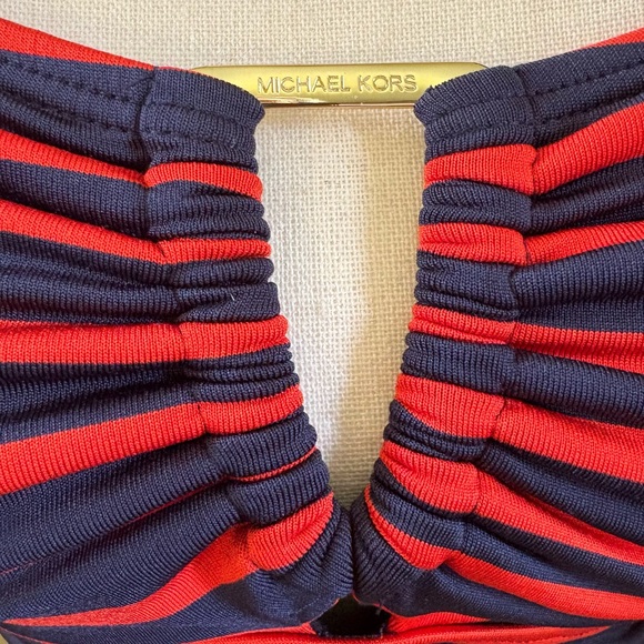 NWOT MICHAEL KORS Red and Navy Ruched Swim Top size L - Picture 2 of 12